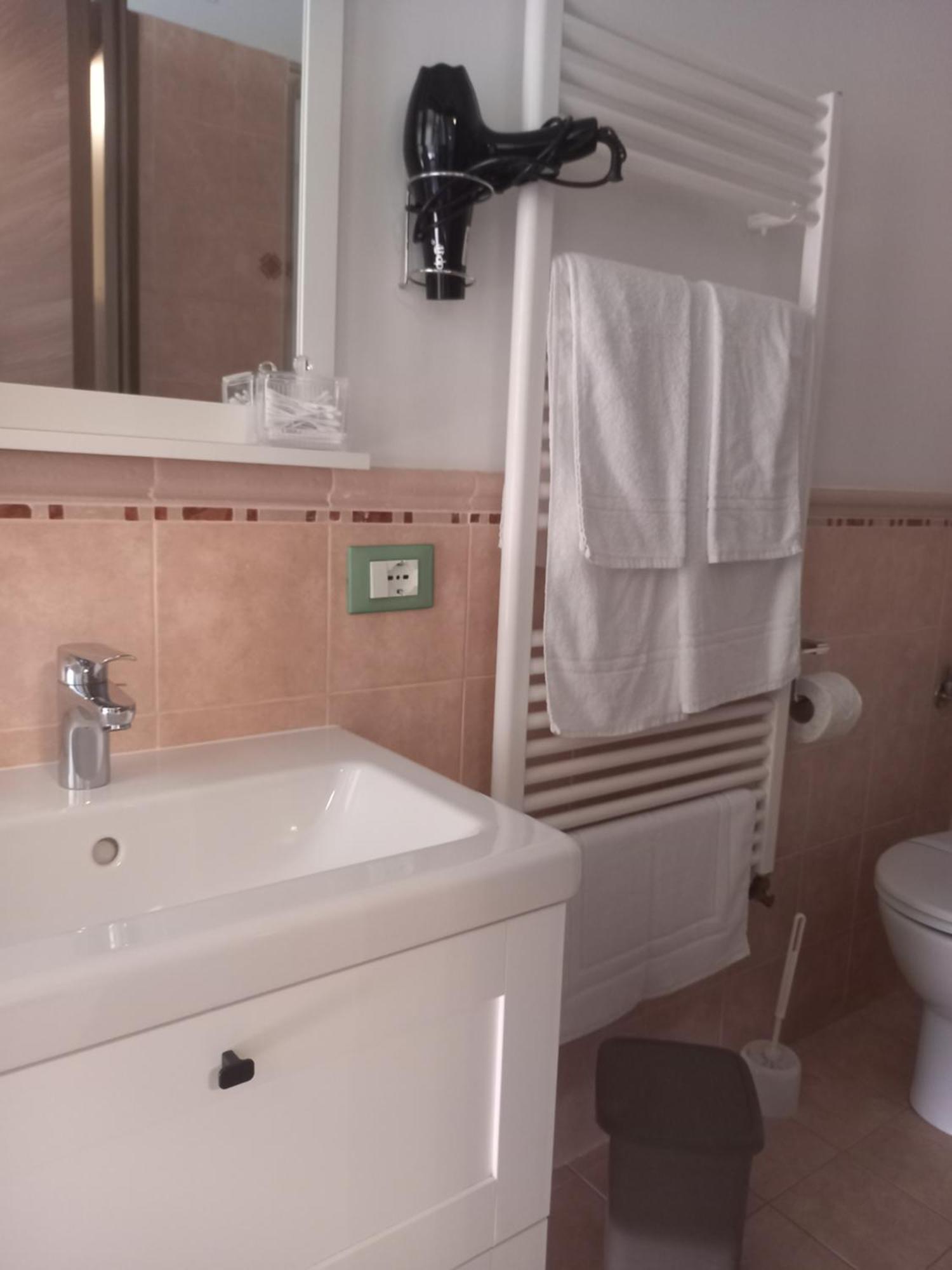 Irene Home Syracuse Bagian luar foto